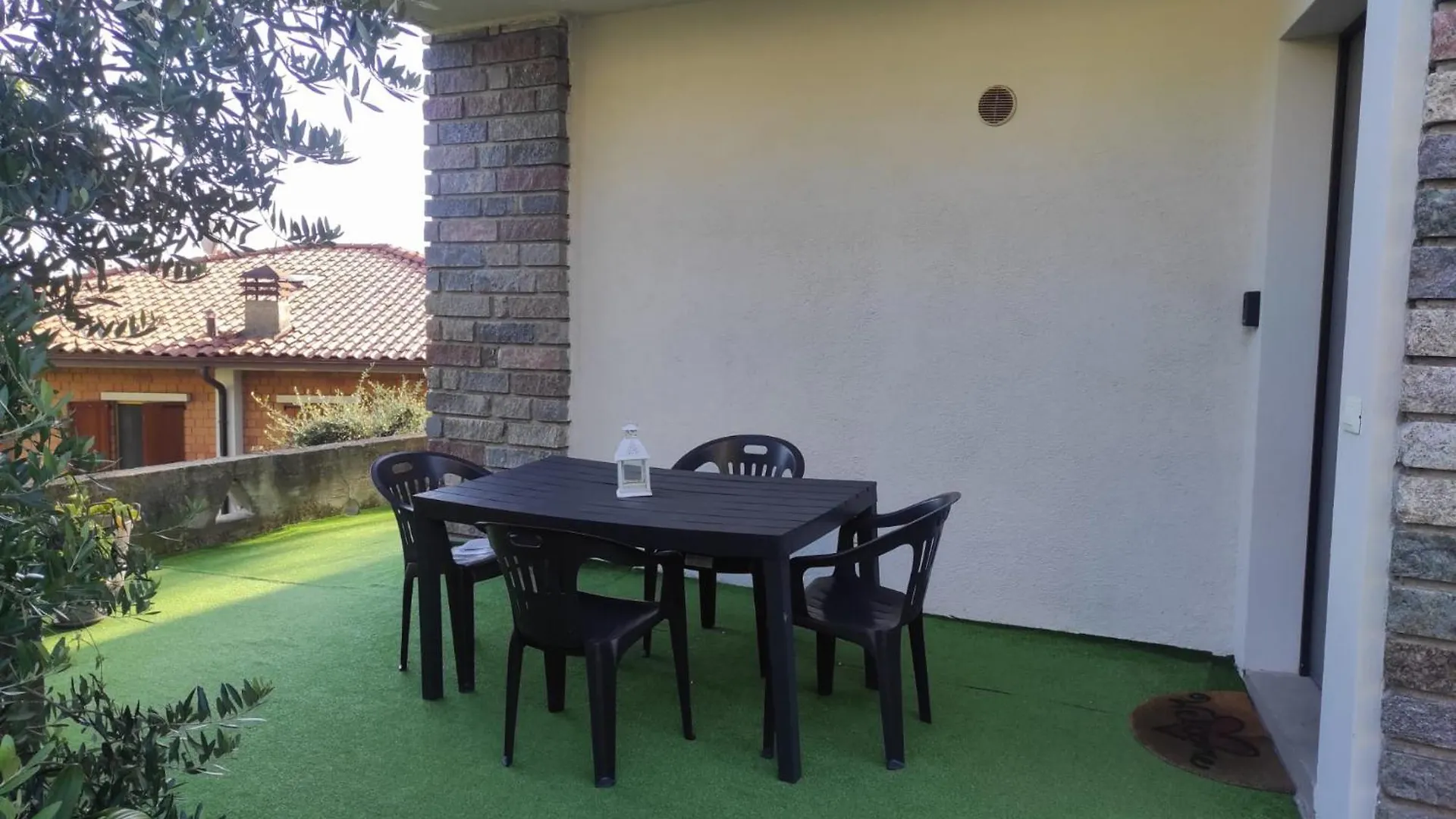Casadolcelago Marone Villa Con Giardino Vista Lago Private Parking 0*,  Italien